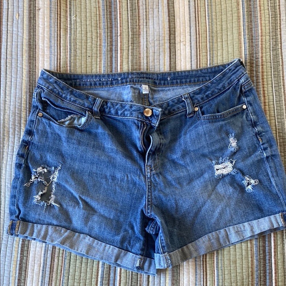 Jennifer Lopez Boyfriend Blue Denim Shorts